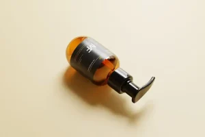 Oznaczenia na butelkach plastikowych: Co oznaczają? [2026]