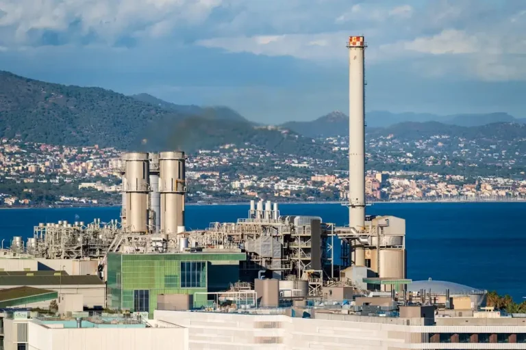 A modern waste-to-energy incineration plant with clean emissions representing eco-friendly waste management solutions.